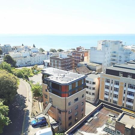 The Pad By The Beach Penthouse Apartment With Sunset And City Views Борнмът Екстериор снимка