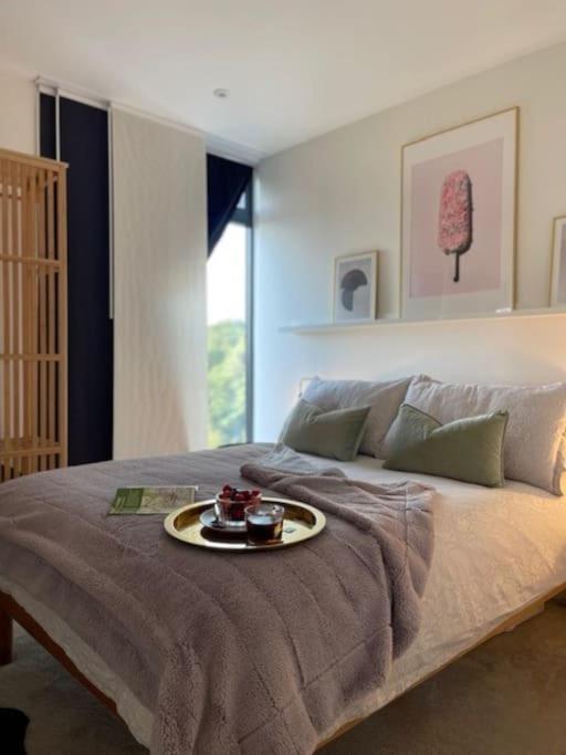 The Pad By The Beach Penthouse Apartment With Sunset And City Views Борнмът Екстериор снимка
