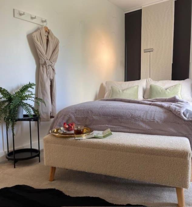 The Pad By The Beach Penthouse Apartment With Sunset And City Views Борнмът Екстериор снимка
